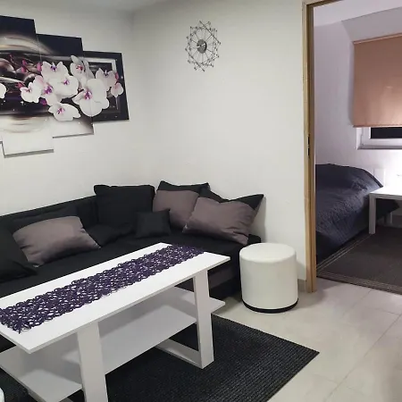 Zakatek W Zaciszu أوستكا